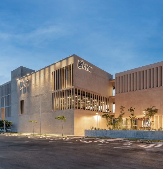 ebc_home_campus-merida_desktop_532_x_550